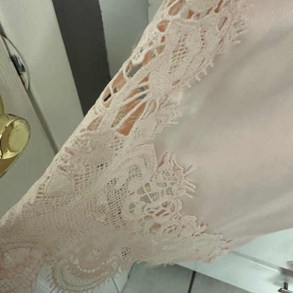 Blush Lux E Satin Robe - Picture 4 of 5